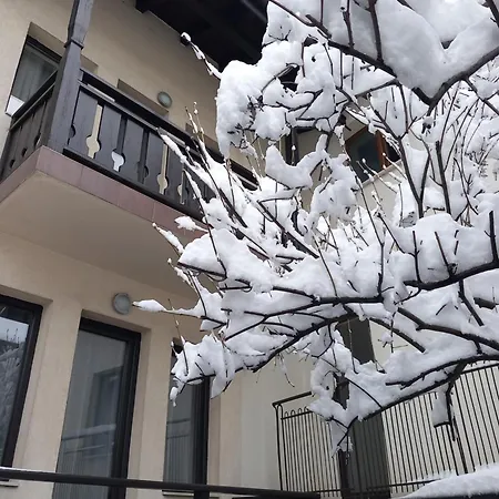 Skabrin Casa de hóspedes 2*