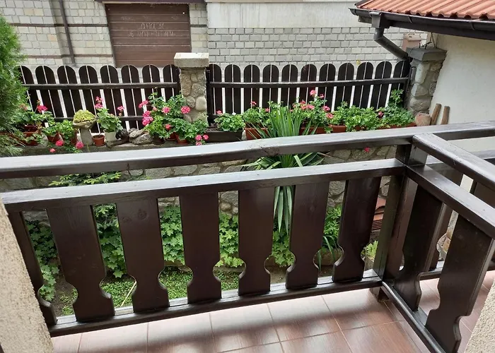 Skabrin Vendégház 2*