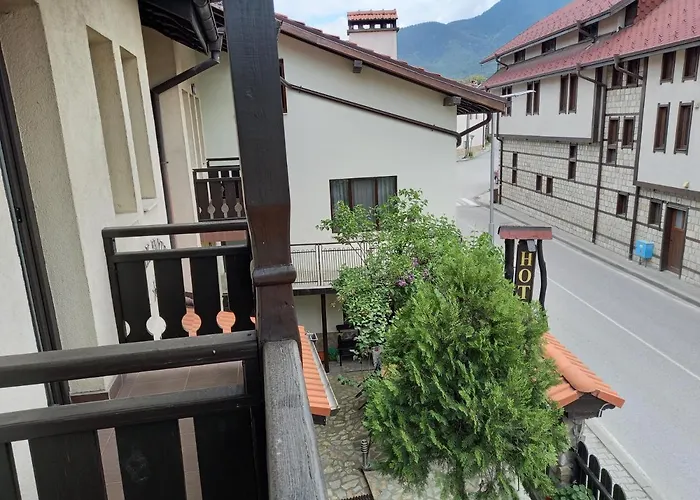 Skabrin Vendégház 2*