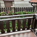 скабрин Къща за гости 2*