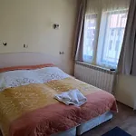 скабрин 2* Банско