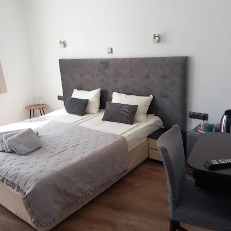 Skabrin Pensjonat 2*